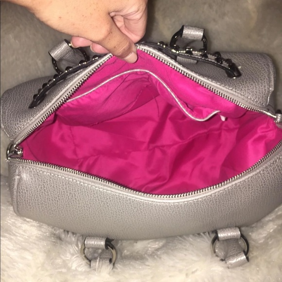 Purse - Picture 3 of 4